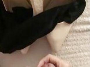 masturbation, amateur, ejaculation-sur-le-corps, hardcore, voiture, bas, ejaculation, solo, talons-hauts