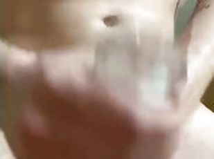 Twink wank his dick while workers can see him from the window