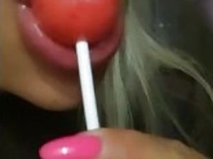 Karen Electra - look how I lick this ledinets!