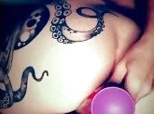 Röv, Storatuttar, Masturbation, Amatör, Anal, Leksak, Dildo, Rumpa (Butt), Ensam, Tatuering