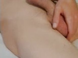 masturbare-masturbation, orgasm, slabanoaga, tasnit, amatori, jet-de-sperma, adolescenta, facut-acasa, neamt, laba