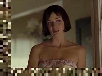 Emily Blunt erotic scenes