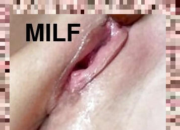 clitoris, masturbare-masturbation, orgasm, pasarica, amatori, milf, mama