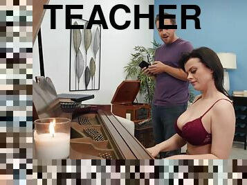 Piano teacher Nadia White gets fucked by lucky student