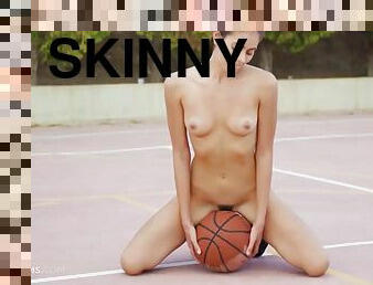 Skinny teen Foxy Alissa First Time Playing B-Ball