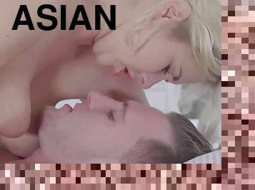 asiatique, levrette, anal, fellation, branlette, ejaculation, européenne, blonde, euro, cow-girl