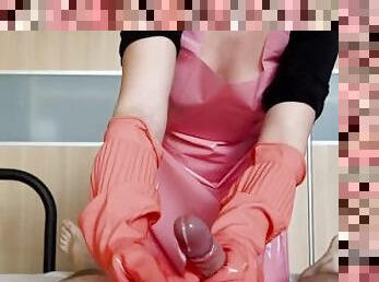 mastubasi, orgasme, handjob-seks-dengan-tangan-wanita-pada-penis-laki-laki, sentakkan, wanita-berbusana-dengan-pria-telanjang, teransang, latex, wanita-simpanan, susu, dominasi