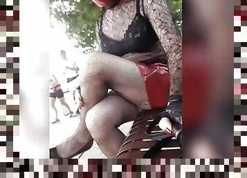 clito, en-plein-air, public, transsexuelle, amateur, mature, énorme-bite, travesti, rousse, salope