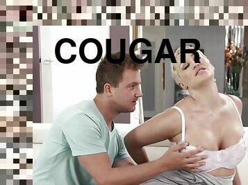 Hot short-haired cougar Ryan Keely porn video