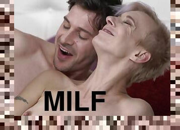 grand-mère, vieux, orgasme, mature, fellation, ejaculation-sur-le-corps, granny, énorme-bite, milf, maman