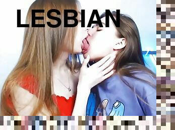 Hot lesbians kissing