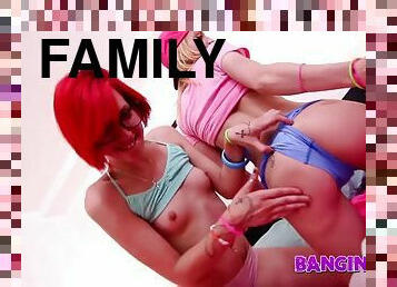 Banging family two lezzie stepsis with no supervision