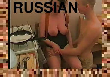 russe, amateur, mature, ejaculation-interne, bout-a-bout, taquinerie