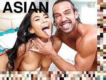 asiatique, ejaculation-sur-le-corps, pornstar, sur-le-visage, petits-seins