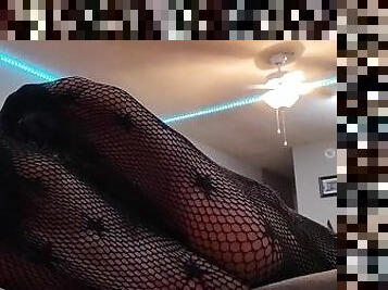 Goth feet in Fishnets