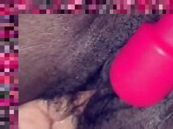 Daddy Loves Fingering My Hairy Pussy While i Squirt