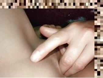 hårig, masturbation, orgasm, fitta-pussy, kvinnligt-sprut, amatör, fingerknull, första-gången, ung18, sprut