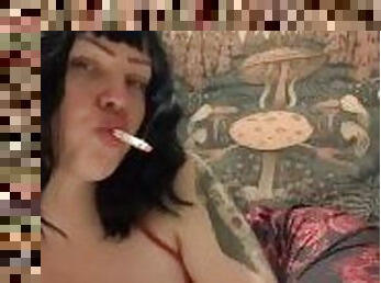 Goth Domme Smoking Seductively