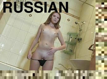 banyo-yapma, mastürbasyon-masturbation, boşalma, amcık-pussy, rus, genç, sarışın, sevimli, duş, tek-kişilik