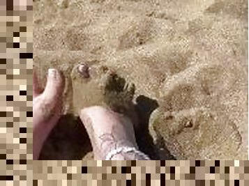 Would you like me to touch you like sand?????