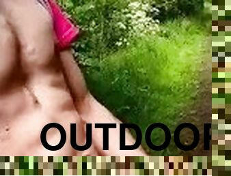 Outdoor Cumshot