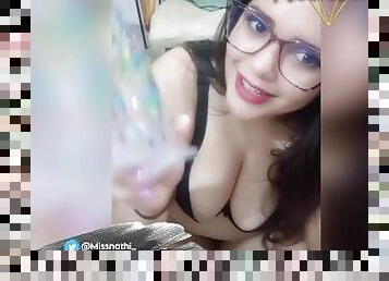 con-el-puño, masturbación, juguete, latino, paja, webcam, fetichista, dominación, dominación-femenina