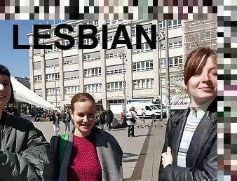 Three Girls Enjoy Lesbian Sex On Spring Break