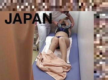 orgasmo, arnés, mamada, chorro-de-corrida, madurita-caliente, japonés, masaje, con-los-dedos