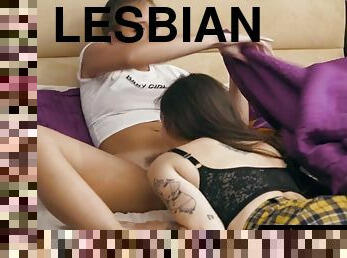 lesbisk, tenåring, hardcore, fingret, kjæreste-girlfriend, høyskole, undertøy, rumpe-butt, virkelig, spanking