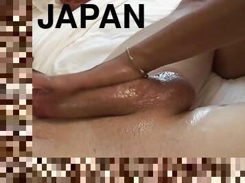 Petite Japanese masseuse gets cum on pussy after having a deep fuck with her client