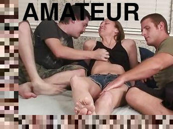 maigre, amateur, anal, fellation, hardcore, maison, doigtage, trio, double, salope