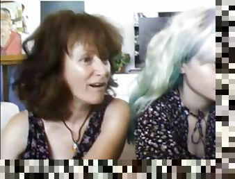 Real Stepmother And Daughter Webcam