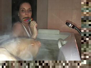 First Time Hottest Young Mom Milf´s Incredible Ass Pussy Show In The Bath