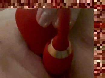 Playing with my rose my pussy needs fucking