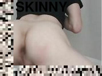 MUST SEE epic twerking. Skinny white teen