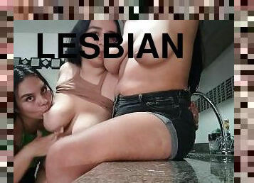 великі-цицьки, соски, лесбіянка-lesbian, молоко, випивання, лактація, відсмоктування