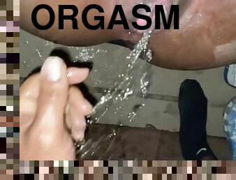 orgasm, publik, fitta-pussy, kvinnligt-sprut, brudar, mörkhyad, tonåring, hardcore, fingerknull, pov