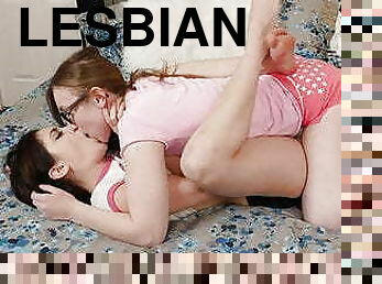 ¼ουνί̍-pussy, »εσβία̍-lesbian, ¦ιλιά̍, ºολλέγιο̍, μερικανός̯±̍, ºώλος̍