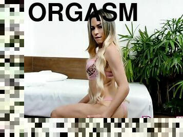 Sexy Tgirl Gabi Lins Machine Sex Leads To A Satisfying Orgasm