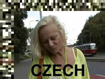 großmutter, alt, omi, erotisch-mutti, schwer, junge18, alte, czech, alt-n-junge