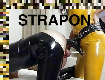 vibratori-fissabili-al-corpo, rapporti-anali, mammine-mature, tedesche, europee-european, europee, latex, brunette