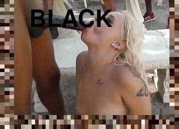 Blonde strokes black rods