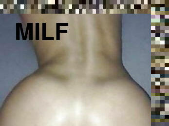 posisi-seks-doggy-style, pembantu-wanita, dewasa, jenis-pornografi-milf, buatan-rumah, latina, bersetubuh