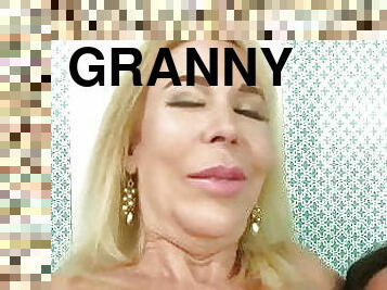 Golden Slut &ndash; Granny&rsquo;s Turn on Top, Compilation