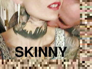 skinny, kone, hjemmelaget, kyssing, blond, amerikansk, biseksuell, jul, tattoo