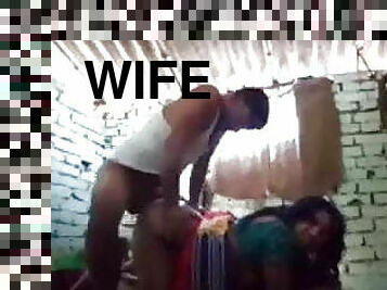 isteri, gambarvideo-porno-secara-eksplisit-dan-intens, hindu, keluarga, kamar-tidur, tabu