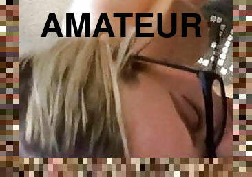 orgasme, amateur, fellation, ejaculation-sur-le-corps, énorme-bite, sur-le-visage, ejaculation, blonde, sucer