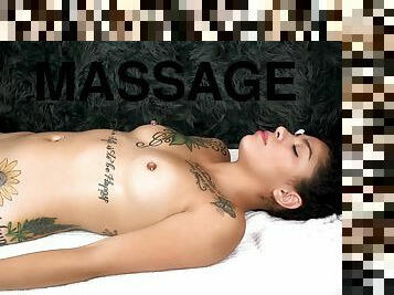Massage Happy Ending - Latinas Orgasm -- Jizzyjobs And Niomi