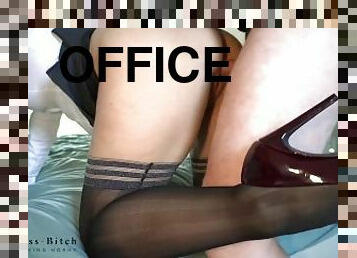 bureau-office, secrétaire, ejaculation-interne, bas, patron, talons-hauts