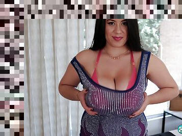 tetas-grandes, madurita-caliente, latino, a-solas, morena